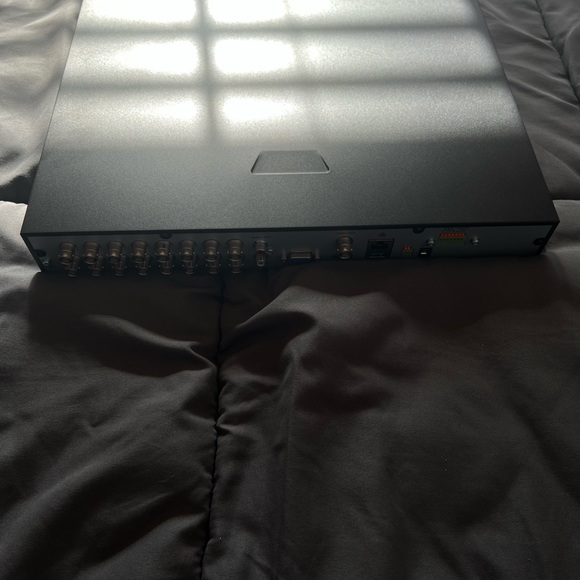 2M Technology 2MT-4016 16-CH Digital
Video Recorder - Picture 3 of 5